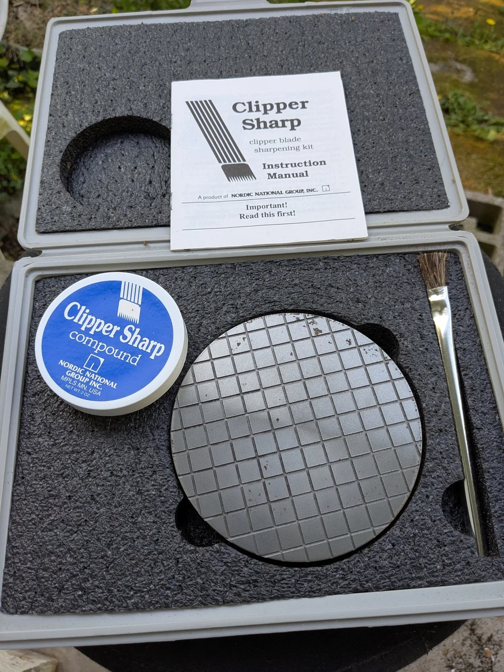 Clipper Sharp Dog Clipper Blade Sharpening Kit - Never Used